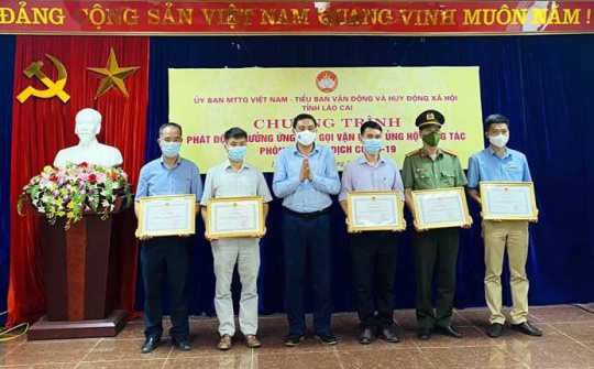 Lào Cai: Hưởng ứng Lễ phát động đợt cao điểm ủng hộ phòng chống dịch Covid-19