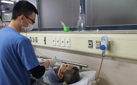 Nguy cơ đột quỵ ở người lớn tuổi gia tăng vào mùa lạnh