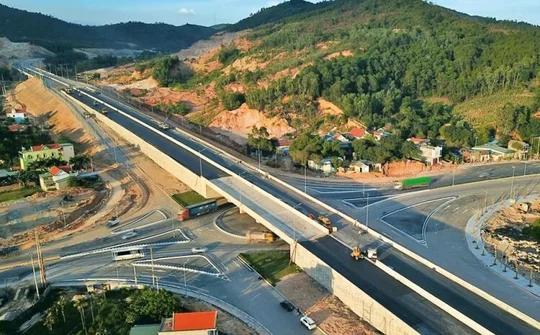 Đẩy nhanh tiến độ Dự án đầu tư kết nối giao thông các tỉnh miền núi phía Bắc