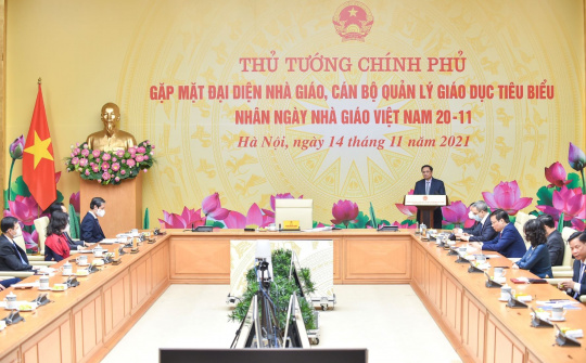 Thủ tướng gặp mặt đại diện các nhà giáo, cán bộ quản lý giáo dục tiêu biểu