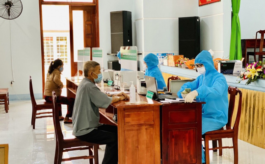 Phòng giao dịch Ngân hàng CSXH huyện Đắk R’Lấp: Học tập và làm theo lời Bác