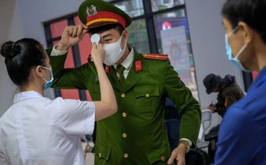 Điều chỉnh, bổ sung một số chế độ, chính sách trong phòng, chống dịch COVID-19