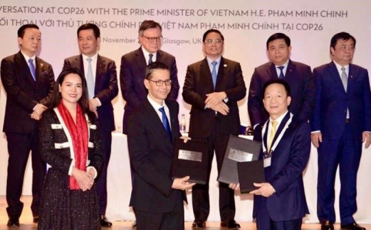 Standard Chartered cam kết tài trợ 6 tỷ USD cho các dự án xanh của T&T Group