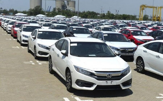 Tháng 10, ô tô nhập khẩu tăng 50% so với cùng kỳ