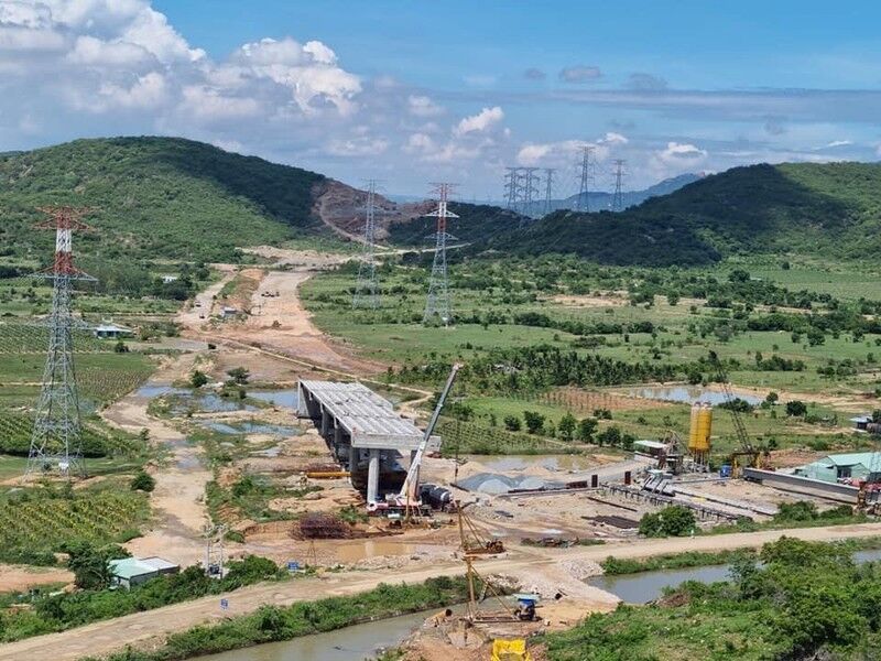 Chậm tiến độ cao tốc Vĩnh Hảo - Phan Thiết: Bộ trưởng Nguyễn Văn Thể yêu cầu kiểm điểm lãnh đạo Ban Quản lý dự án 7