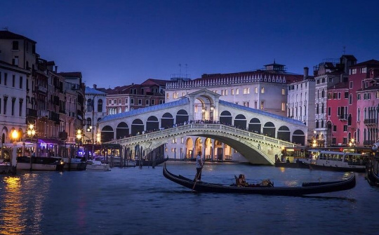 Bức họa cảnh quan, tiện ích trong “Quần thể du lịch không ngủ” tỷ đô của Tân Hoàng Minh