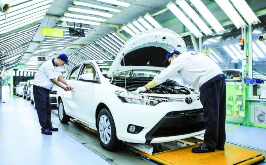 Giảm 50% lệ phí trước bạ đối với ô tô sản xuất, lắp ráp trong nước