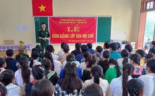 Sơn La: Đưa “con chữ” đến với đồng bào dân tộc vùng biên