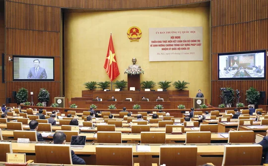 Xây dựng thể chế là nhiệm vụ ưu tiên hàng đầu