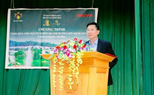 Tập đoàn Việt Mỹ tặng quà đồng bào nghèo tại Huyện Lương Sơn, Hòa Bình