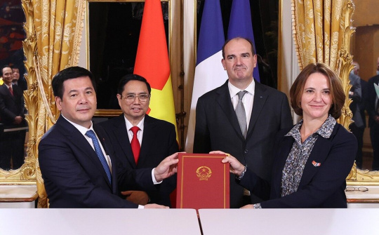 Việt Nam và Pháp ký kết các thỏa thuận hợp tác trị giá nhiều tỷ USD