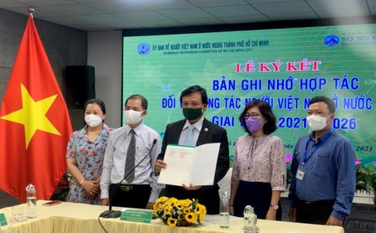 Địa chỉ tin cậy, cầu nối đối với cộng đồng người Việt Nam ở nước ngoài