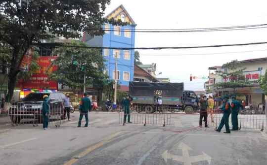 Huyện Bảo Yên: Dỡ bỏ phong tỏa, học sinh đi học trở lại