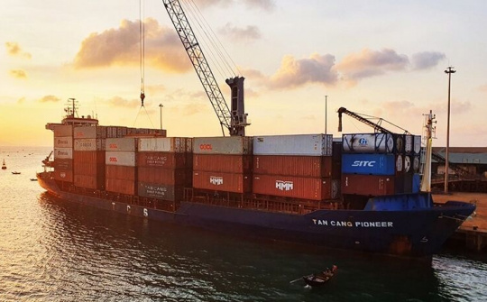 "Đánh thức" tiềm năng Hà Tĩnh: Bước ngoặt từ tuyến container Cảng quốc tế Lào - Việt