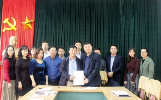 Tạp chí Thanh niên và Khoa Khoa học Chính trị ký kết thỏa thuận hợp tác