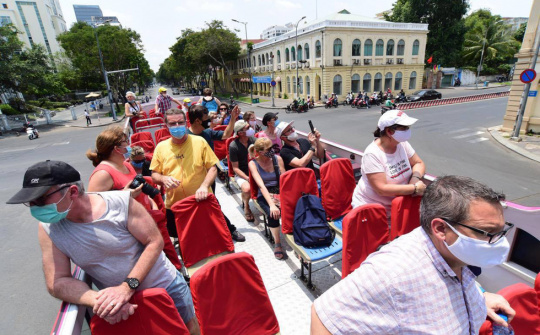 Automatic stay extension for foreigners stranded due to COVID-19