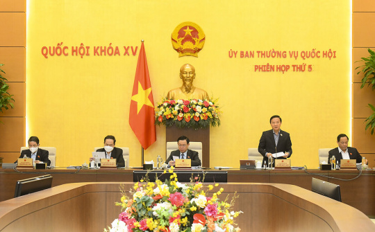 Ủy ban Thường vụ Quốc hội điều chỉnh Chương trình xây dựng luật, pháp lệnh năm 2022