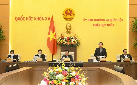 Ủy ban Thường vụ Quốc hội điều chỉnh Chương trình xây dựng luật, pháp lệnh năm 2022