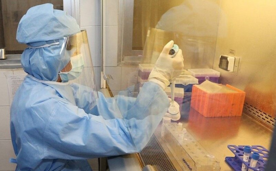 Thúc đẩy sản xuất vaccine, trang thiết bị, thuốc điều trị COVID-19 trong nước