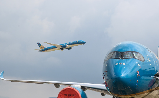 Viet Nam to resume regular international passenger flights next year