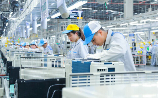 Cần chương trình phục hồi kinh tế quy mô đủ lớn