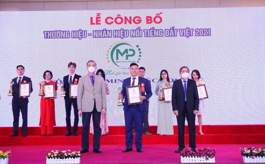 Minh Phúc Holding được bình chọn là Top 10 “Thương hiệu - Nhãn hiệu nổi tiếng Đất Việt” năm 2021