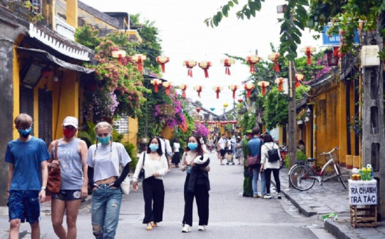 Đề xuất cho người Việt ở nước ngoài về nước du lịch