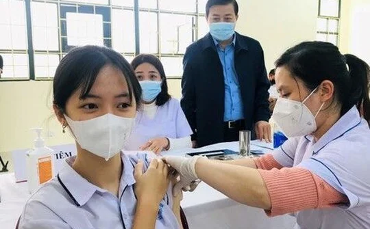 Thành phố Thanh Hóa tiêm vắc xin phòng Covid-19 cho trẻ em đủ 12 tuổi đến 15 tuổi trên địa bàn