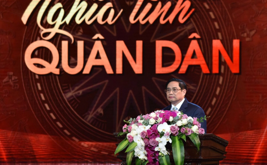 Dịch bệnh đang dần qua đi, nhưng tình quân dân mãi mãi đọng lại trong trái tim mọi người con đất Việt