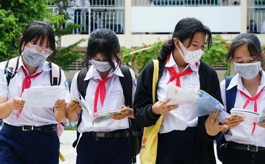 Long An: Học sinh từ lớp 7 đến lớp 9 đi học trực tiếp