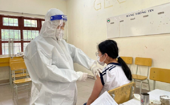 Tăng hạn dùng thêm 3 tháng vaccine Pfrizer để tiêm cho người 12 tuổi trở lên