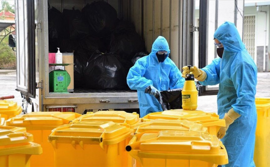 Bộ Y tế yêu cầu xử nghiêm vi phạm về xử lý chất thải y tế tại khu thu dung, điều trị Covid-19