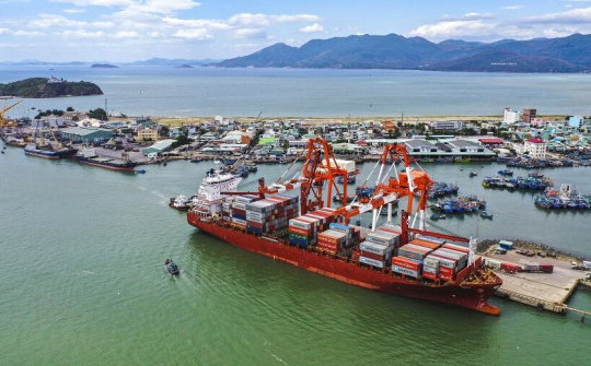Cảng Quy Nhơn: Doanh thu đạt 1.300 tỷ đồng lợi nhuận 400 tỷ đồng, cao nhất trong lịch sử