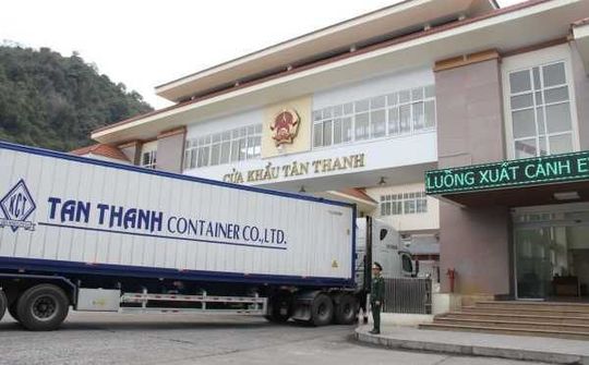 Khắc phục tình trạng ùn tắc hàng hóa tại các cửa khẩu biên giới phía bắc
