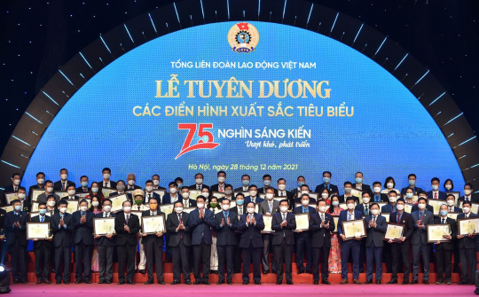 Tuyên dương “75 nghìn sáng kiến vượt khó, phát triển”
