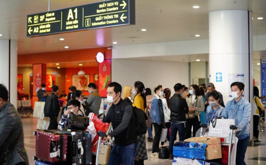 Hà Nội yêu cầu người nhập cảnh đã tiêm đủ vắc-xin tự cách ly tại nơi lưu trú 3 ngày