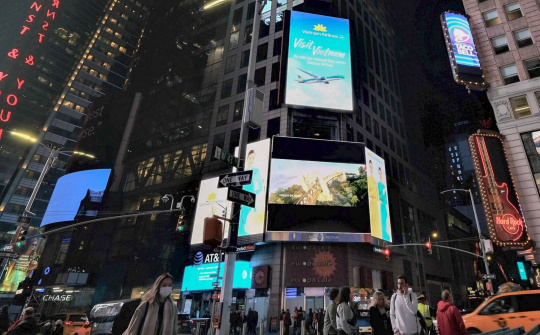 Hình ảnh đất nước Việt Nam bất ngờ xuất hiện tại Quảng trường Thời Đại danh tiếng của Mỹ