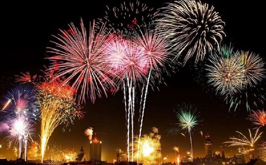 Hà Nội không bắn pháo hoa đón Tết Dương lịch 2022