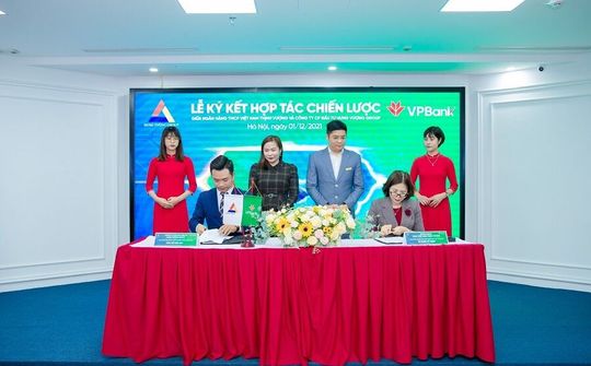 VPBank ký kết hợp tác chiến lược với Hưng Vượng Group