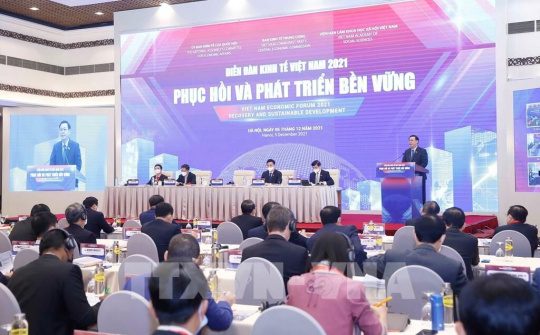 Khai mạc Diễn đàn kinh tế Việt Nam 2021