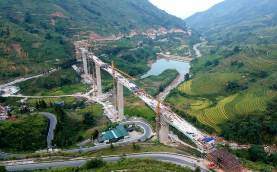 Lập Hội đồng thẩm định điều chỉnh báo cáo Dự án đường nối cao tốc Nội Bài - Lào Cai đến Sa Pa