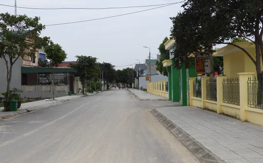 Đông Khê vượt mọi khó khăn về đích nông thôn mới nâng cao
