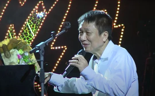 Nghẹn ngào tiễn biệt Nhạc sĩ Phú Quang