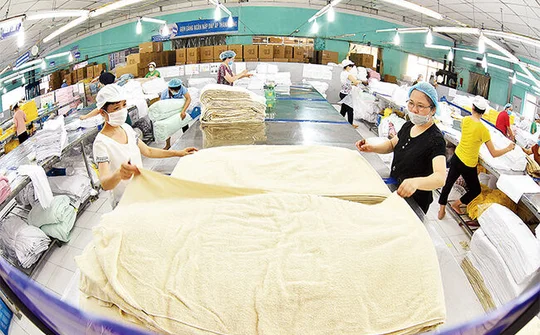Việt Nam phát triển hiệu quả trong bối cảnh khủng hoảng Covid-19