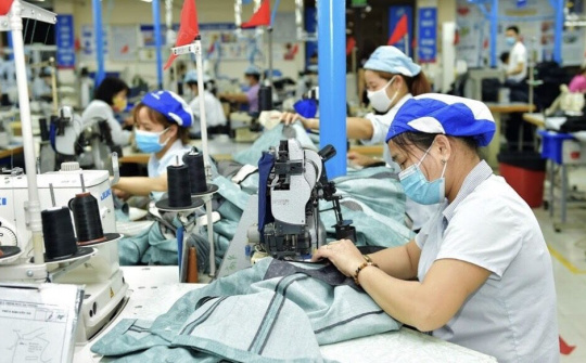 Tạp chí Nhật Bản: Việt Nam là điểm sáng của kinh tế thế giới trong năm 2021