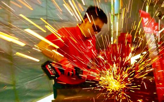 Chuyên gia Nga: Nền kinh tế định hướng XHCN giúp Việt Nam tự tin hướng đến tương lai