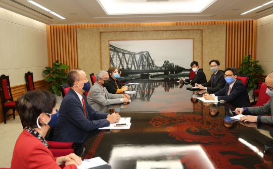 Các tổ chức quốc tế sẽ hỗ trợ vaccine ngừa COVID-19 cho Việt Nam