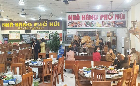 Nhà hàng Phố núi: Địa chỉ không thể bỏ qua của du khách