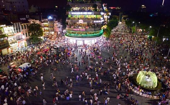Từ ngày 12/3, Hà Nội mở lại phố đi bộ Hồ Gươm
