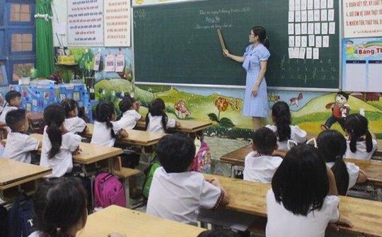 Từ 20-3, giáo viên dạy lâu năm chỉ hưởng lương bằng giáo viên mới?